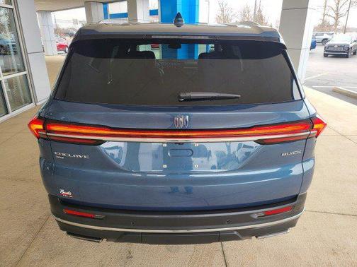 2025 Buick Enclave Preferred FWD