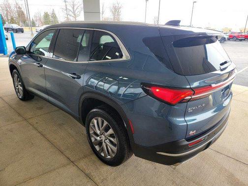 2025 Buick Enclave Preferred FWD