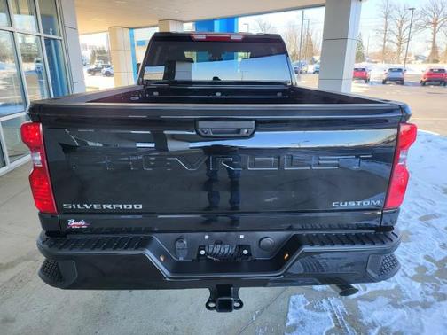 2026 Chevrolet Silverado 2500 Custom