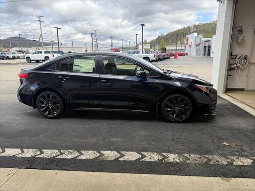 2025 Toyota Corolla Hybrid SE