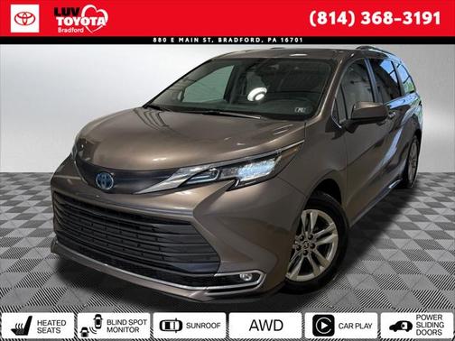 2022 Toyota Sienna XLE 7 Passenger