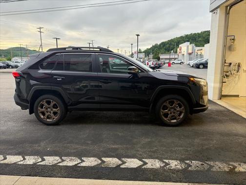 2025 Toyota RAV4 Hybrid Woodland Edition