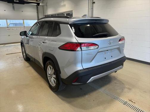 2022 Toyota Corolla Cross LE