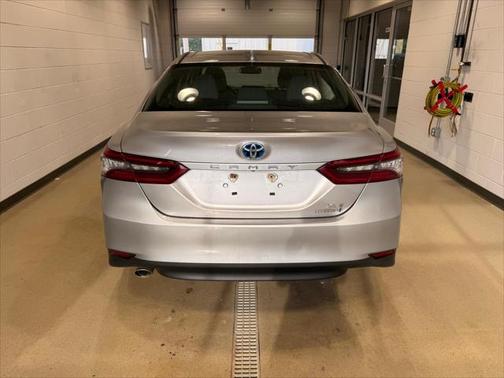 2023 Toyota Camry Hybrid XLE