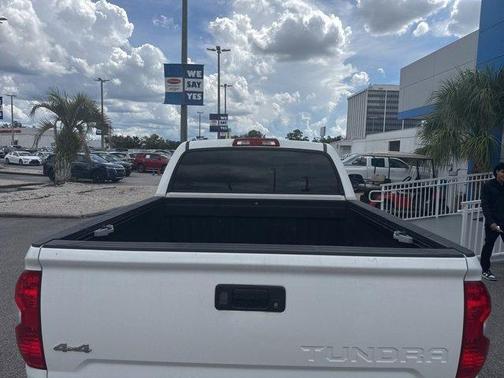 2014 Toyota Tundra SR5