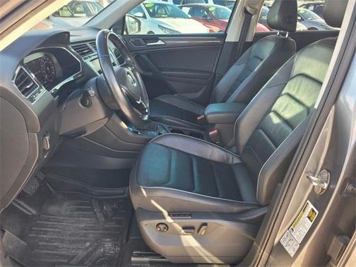 2019 Volkswagen Tiguan 2.0T SEL Premium