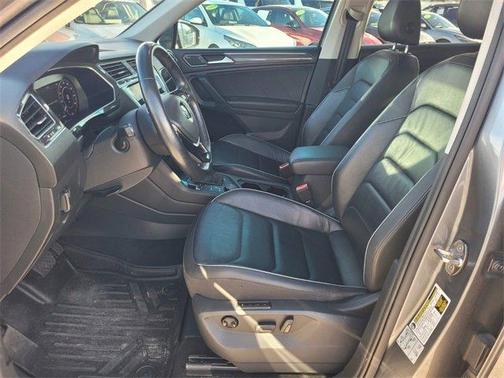 2019 Volkswagen Tiguan 2.0T SEL Premium