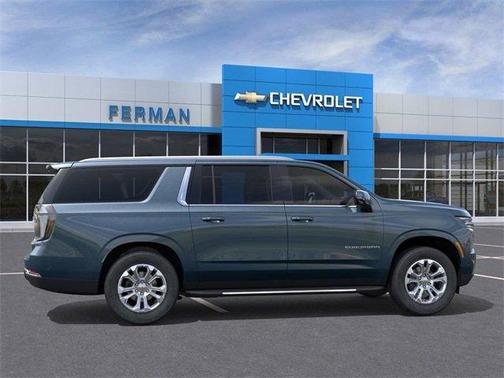 2026 Chevrolet Suburban LT