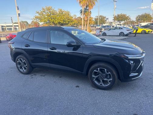 2024 Chevrolet Trax LT