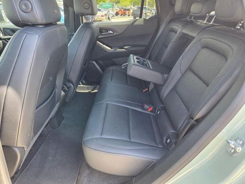 Green 2025 Chevrolet Equinox LT