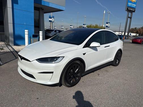 2024 Tesla Model X Base