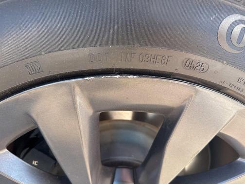 2024 Tesla Model X Base