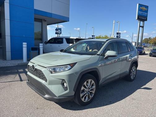 2021 Toyota RAV4 XLE Premium