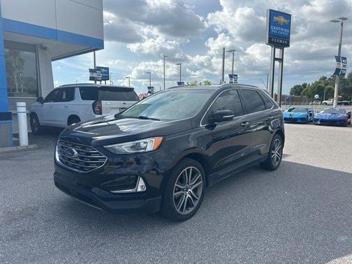 2020 Ford Edge Titanium