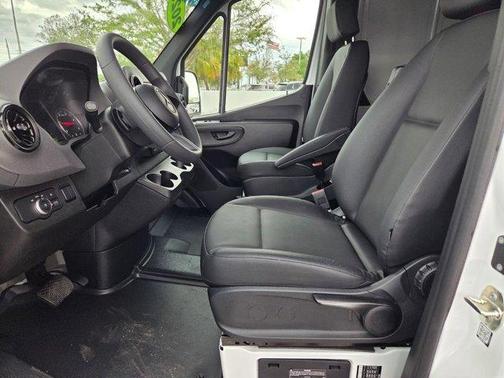 2025 Mercedes-Benz Sprinter 2500 170 WB
