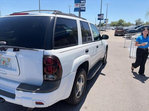 Summit White 2007 Chevrolet Trailblazer LS