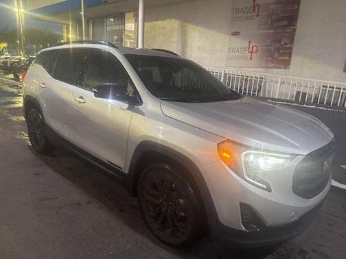 2021 GMC Terrain SLT