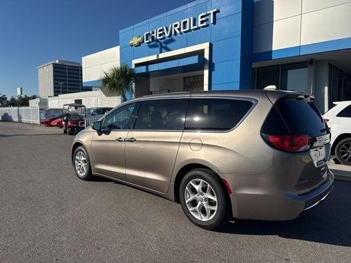 2018 Chrysler Pacifica Touring Plus