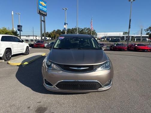 2018 Chrysler Pacifica Touring Plus