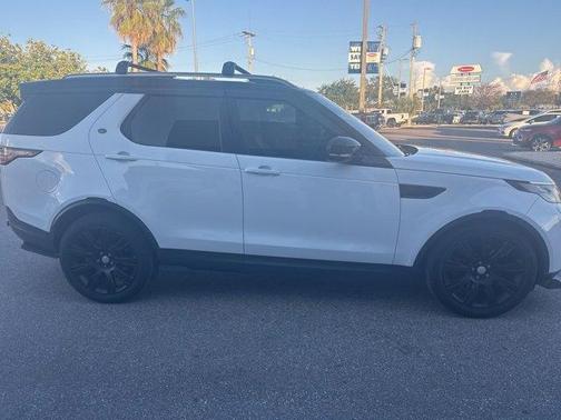 2017 Land Rover Discovery HSE