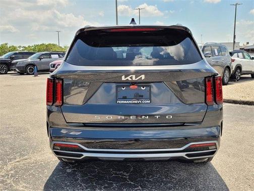 2022 Kia Sorento S
