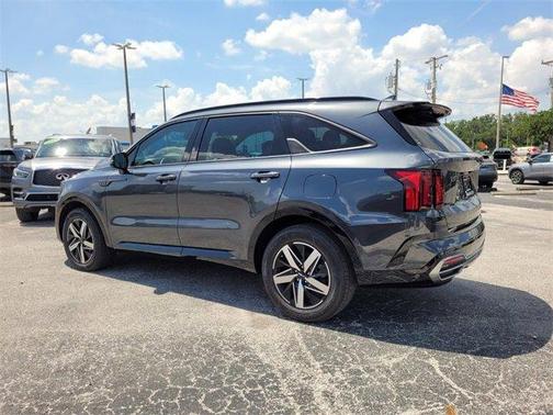 2022 Kia Sorento S