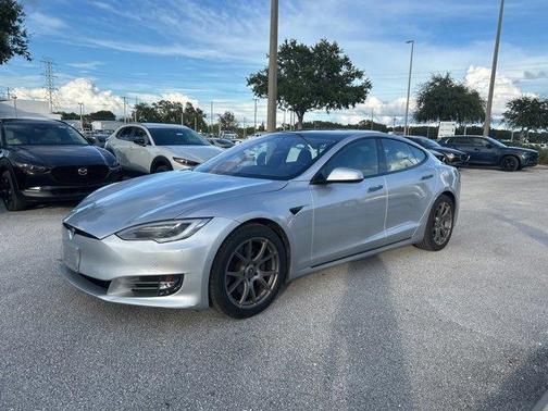 2017 Tesla Model S 75D