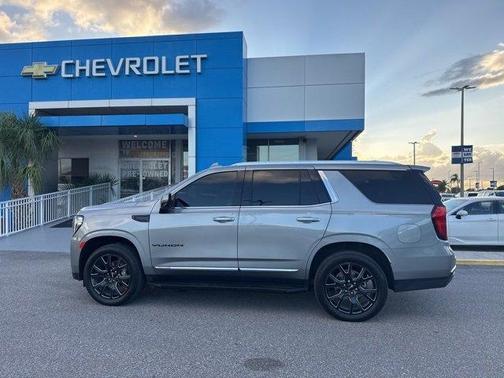 2024 GMC Yukon SLT