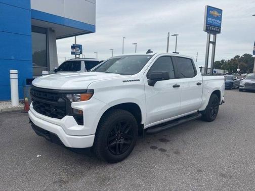 2024 Chevrolet Silverado 1500 Custom