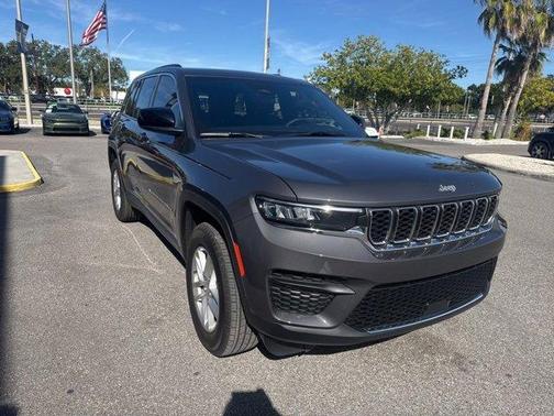 2025 Jeep Grand Cherokee Laredo X