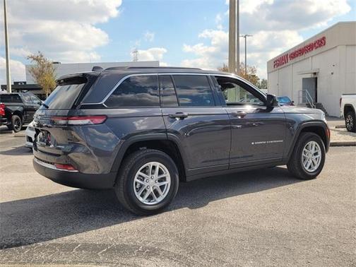 2025 Jeep Grand Cherokee Laredo X