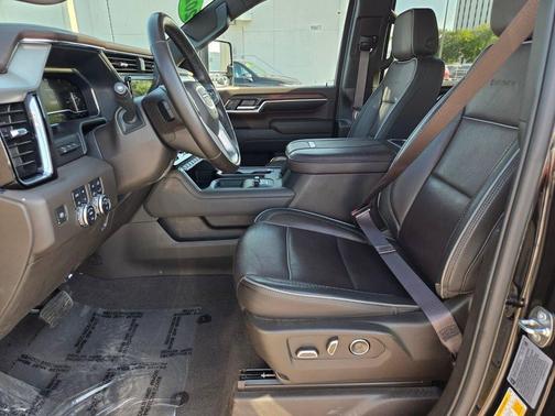 Onyx Black 2024 GMC Sierra 2500 Denali