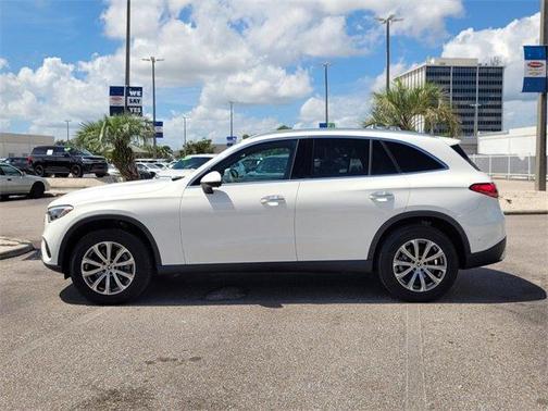2024 Mercedes-Benz GLC 300 Base