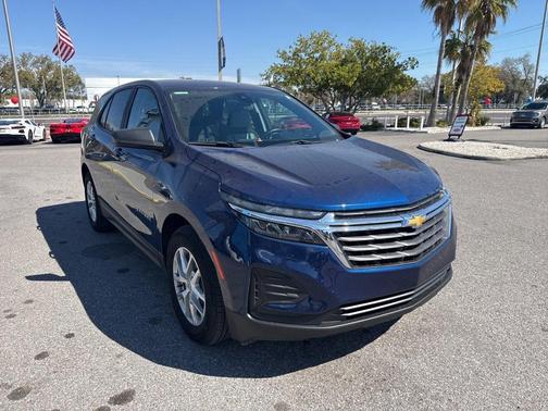 2023 Chevrolet Equinox LS