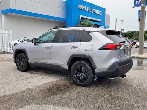 2021 Toyota RAV4 LE