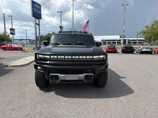 Black 2024 GMC HUMMER EV SUV 3X