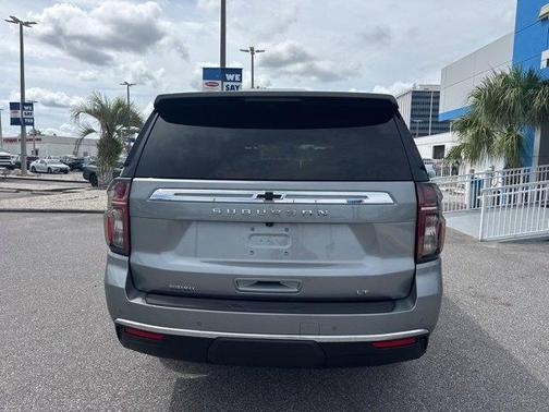 2024 Chevrolet Suburban LT