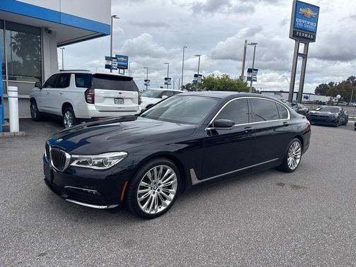 2018 BMW 750 i