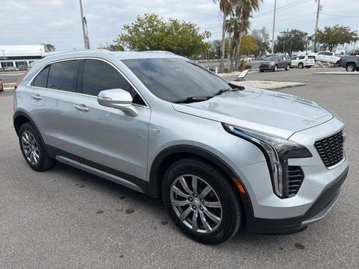 2021 Cadillac XT4 Premium Luxury