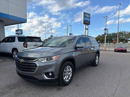 2020 Chevrolet Traverse LT Cloth