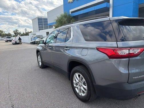 2020 Chevrolet Traverse LT Cloth