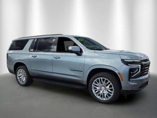 Sterling Gray Metallic 2025 Chevrolet Suburban RST