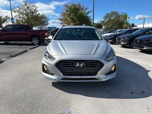 2019 Hyundai SONATA SE