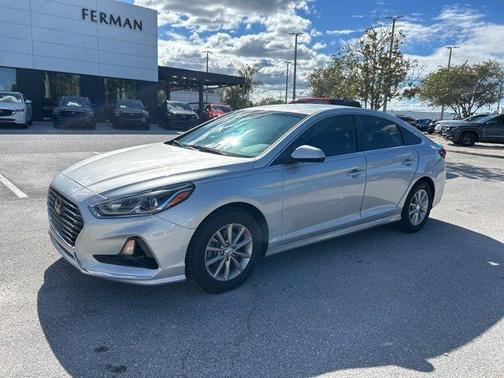 2019 Hyundai SONATA SE