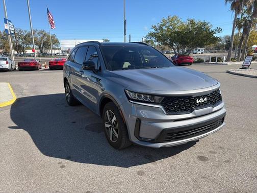 2023 Kia Sorento S