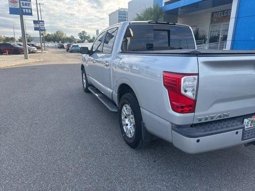 2018 Nissan Titan SV