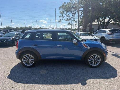2012 MINI Cooper Countryman Base