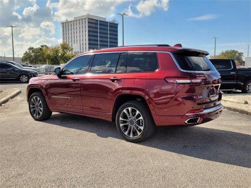 2022 Jeep Grand Cherokee L Overland