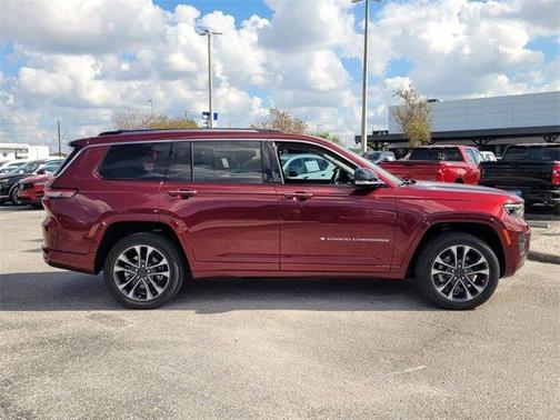 2022 Jeep Grand Cherokee L Overland