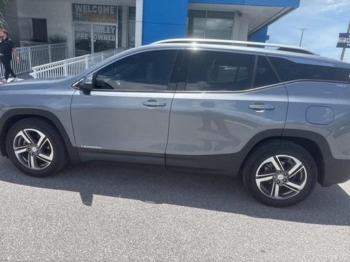2020 GMC Terrain SLT